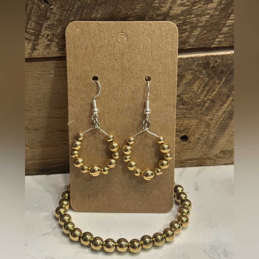 Gold Beaded Earrings and Bracelet Set